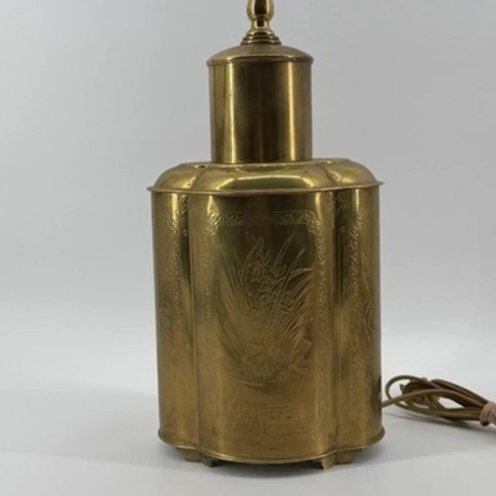 Vintage Brass Table Lamp‎ Asian Etched Bird Floral Bamboo Design Oriental Style